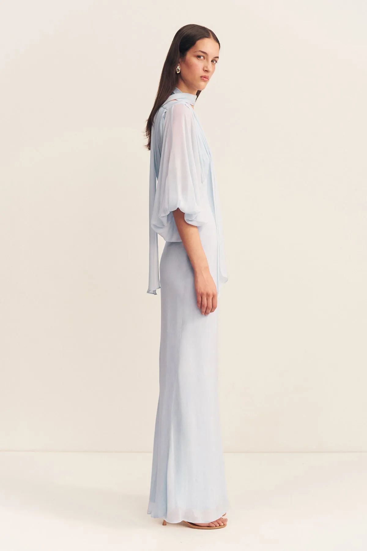 AMINA PLUNGE BALLOON SLEEVE MAXI DRESS - SKY