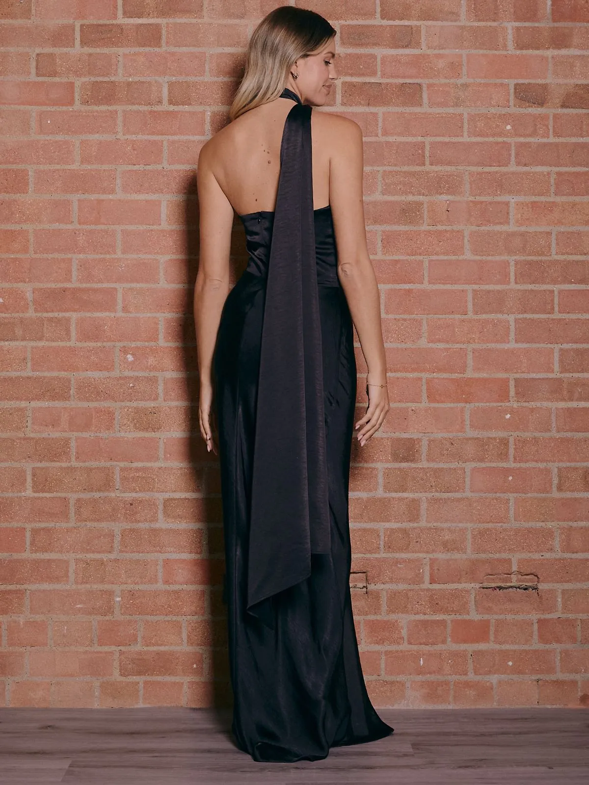 Asymmetric Scarf Satin Maxi Dress / Black