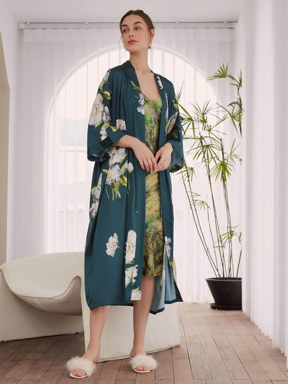 Blooming Anemone Kimono Robe