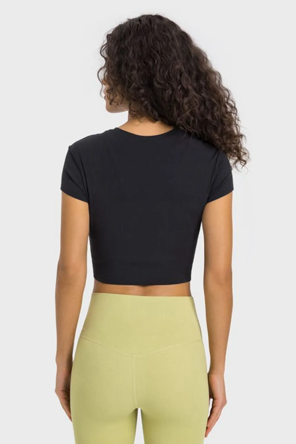 Short Sleeve Cropped Activewear Top